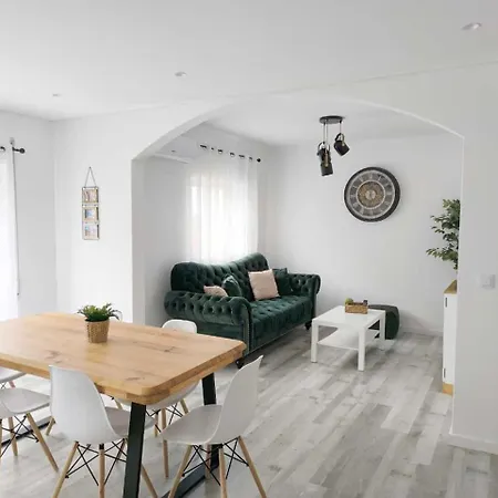 Fredjo Casa شقة *